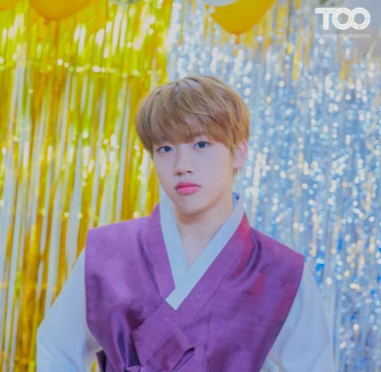 TOO 공식 SNS 캡처